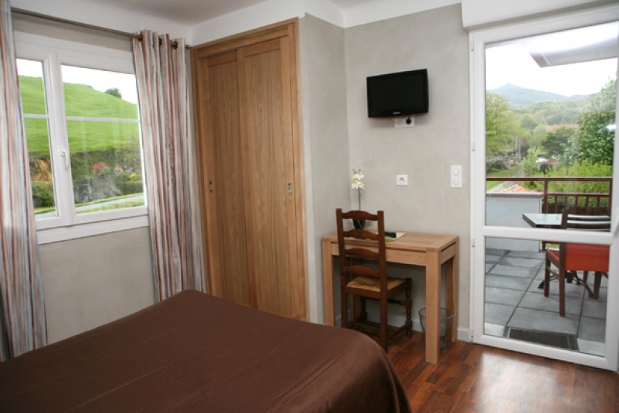 Logis Hotel Ur-Hegian Ainhoa Ngoại thất bức ảnh