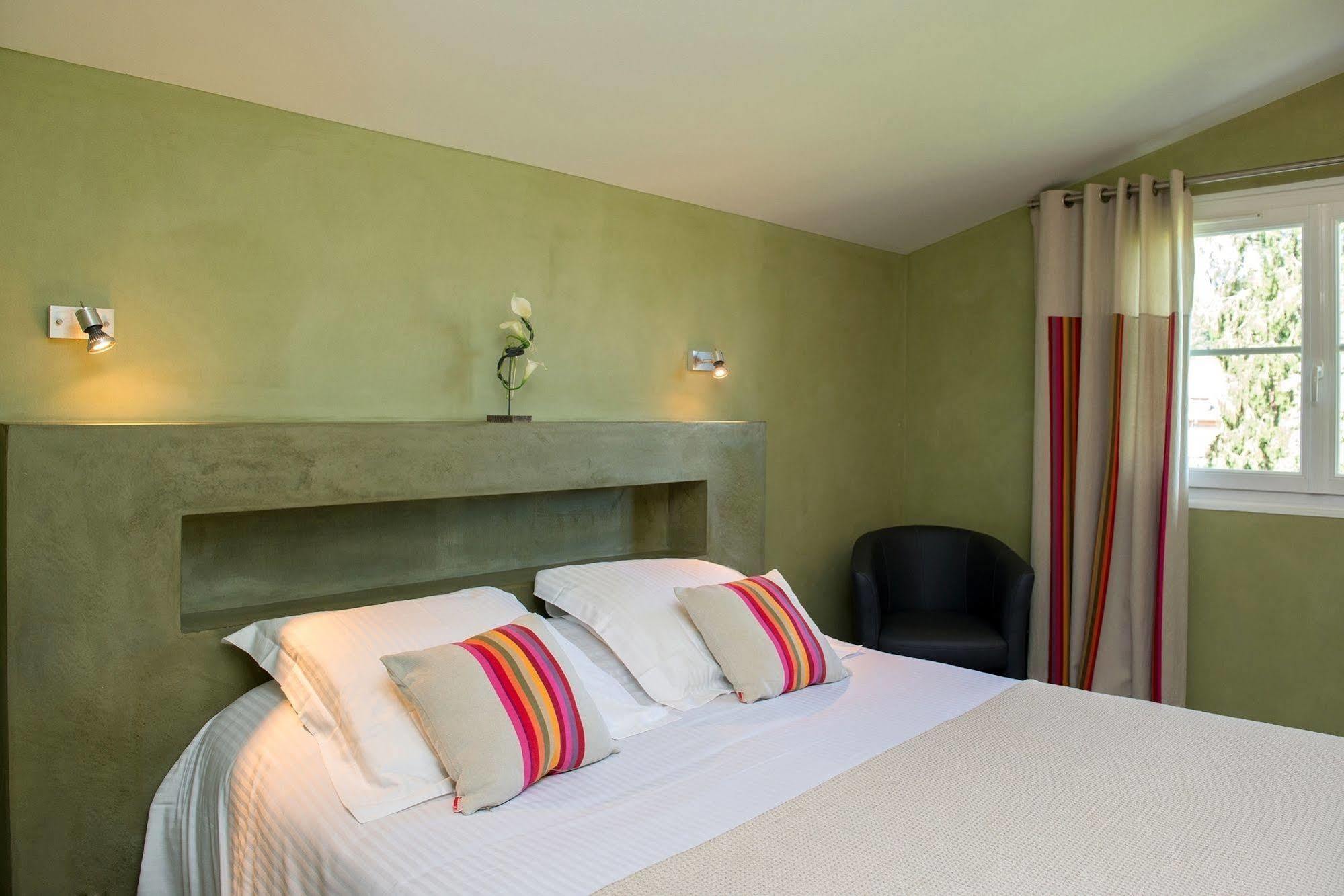 Logis Hotel Ur-Hegian Ainhoa Ngoại thất bức ảnh