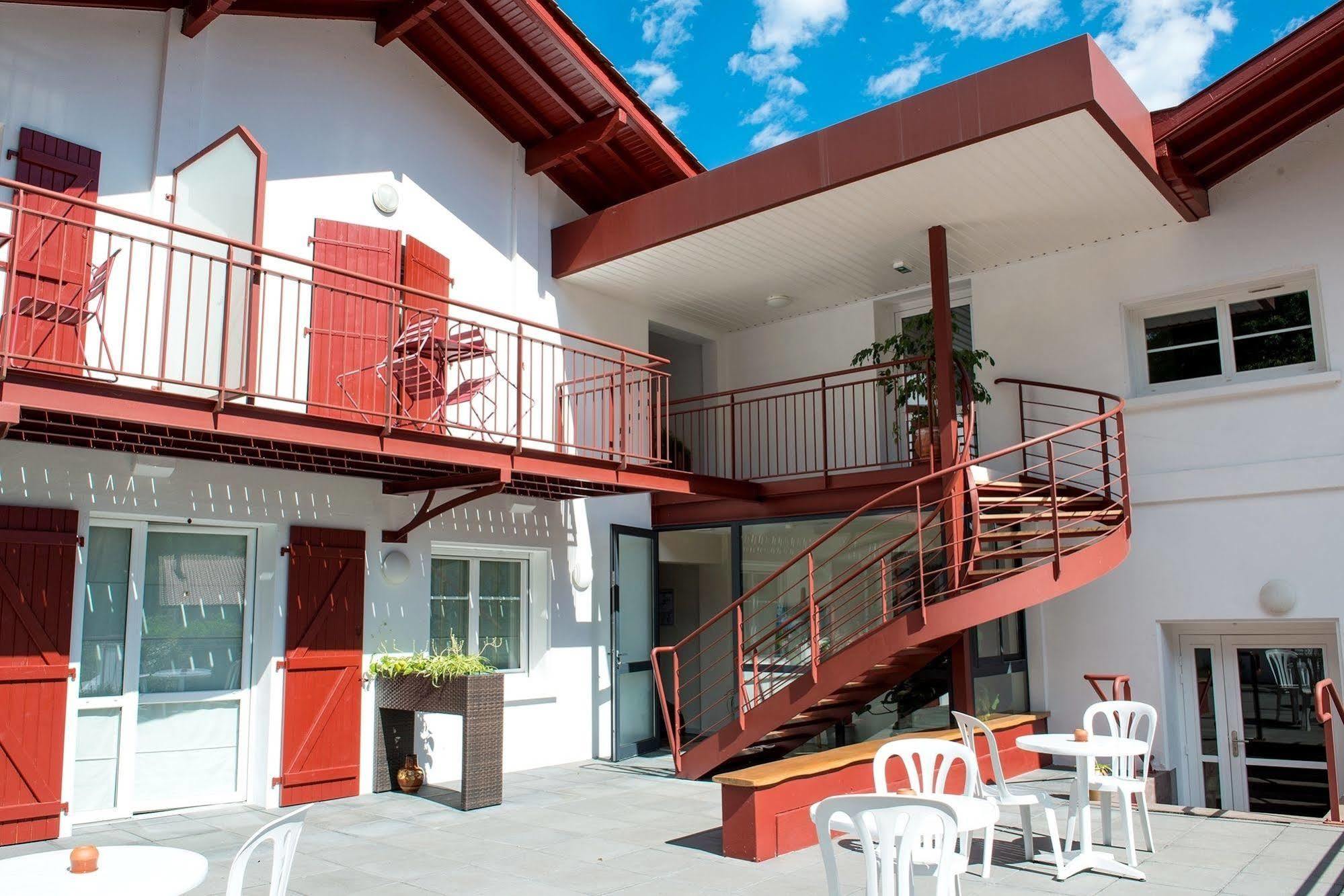Logis Hotel Ur-Hegian Ainhoa Ngoại thất bức ảnh